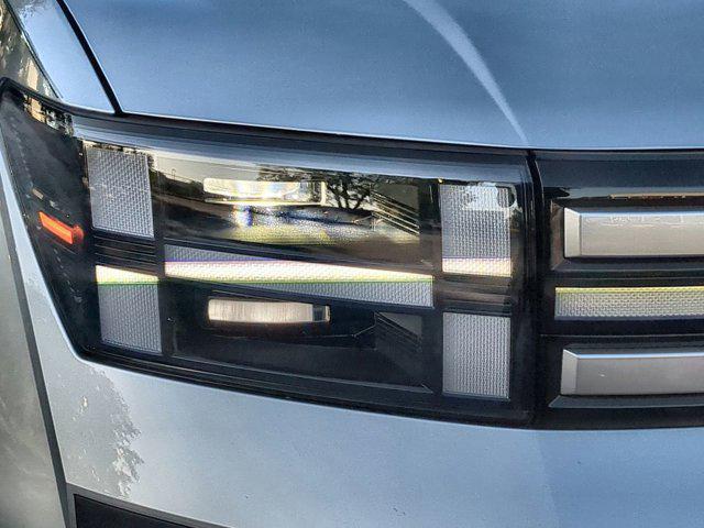 used 2024 Hyundai Santa Fe car, priced at $31,885