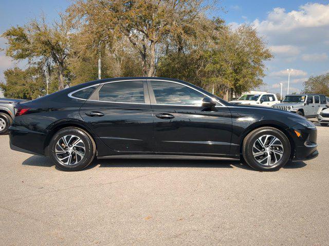 used 2021 Hyundai Sonata Hybrid car, priced at $18,100