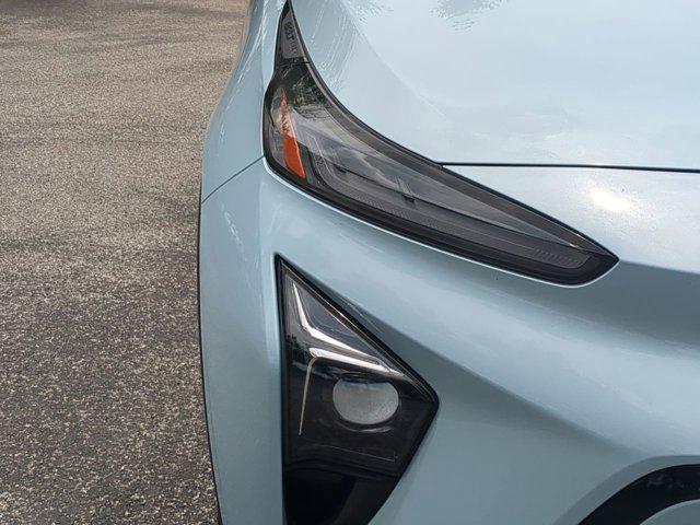 used 2022 Chevrolet Bolt EUV car, priced at $20,990