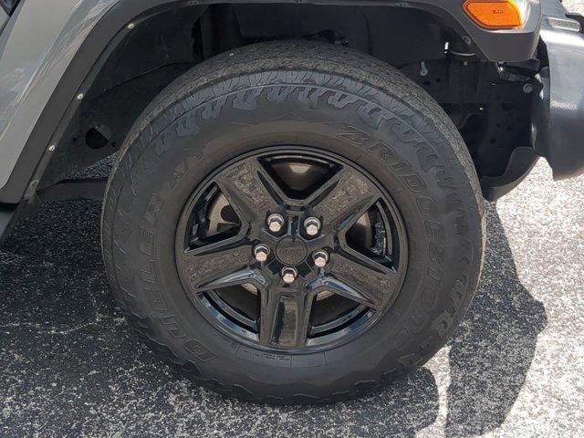 used 2021 Jeep Gladiator car, priced at $27,450