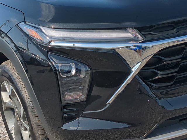 used 2025 Chevrolet Trax car, priced at $23,300