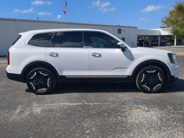 used 2024 Kia Telluride car, priced at $35,990