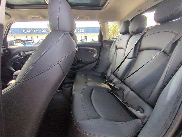 used 2024 MINI Hardtop car, priced at $24,400