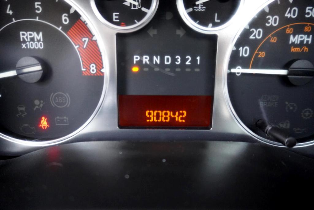 used 2007 Hummer H3 car, priced at $8,795