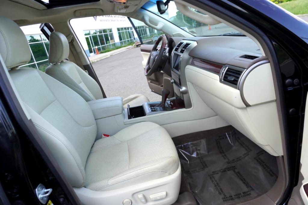 used 2011 Lexus GX 460 car, priced at $18,995
