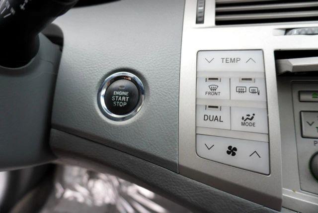 used 2005 Toyota Avalon car, priced at $7,495