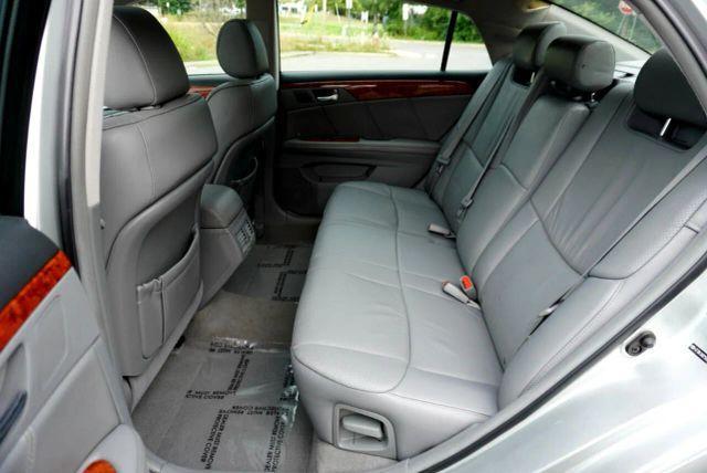 used 2005 Toyota Avalon car, priced at $7,495