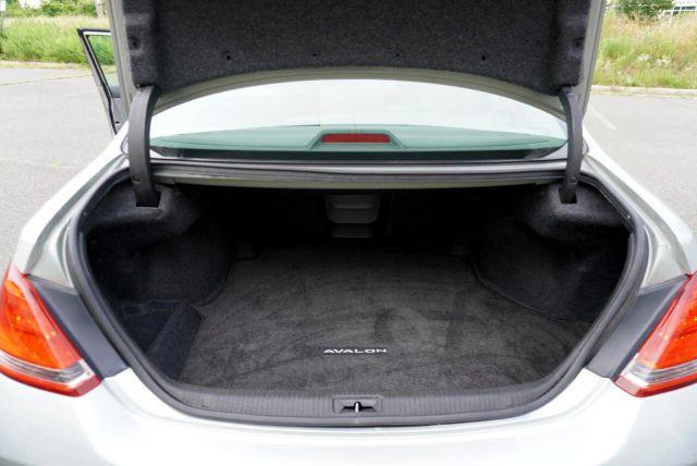 used 2005 Toyota Avalon car, priced at $7,495