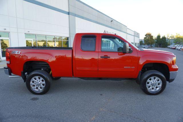 used 2013 GMC Sierra 2500 car, priced at $22,995