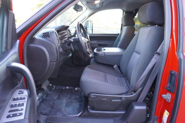 used 2013 GMC Sierra 2500 car, priced at $22,995