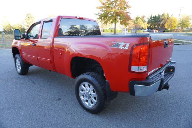 used 2013 GMC Sierra 2500 car, priced at $22,995