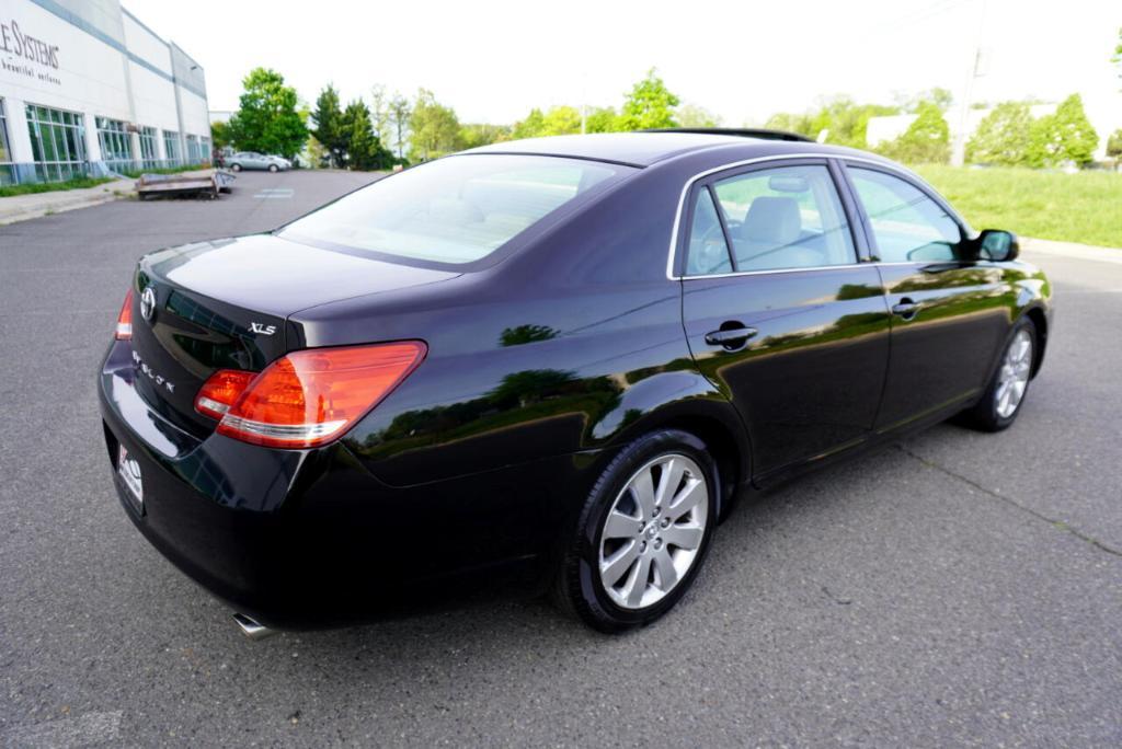 used 2007 Toyota Avalon car, priced at $8,995