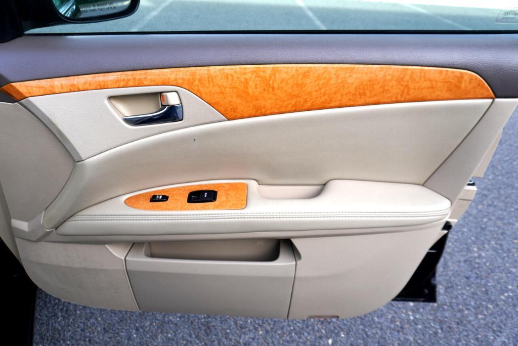 used 2007 Toyota Avalon car, priced at $8,995