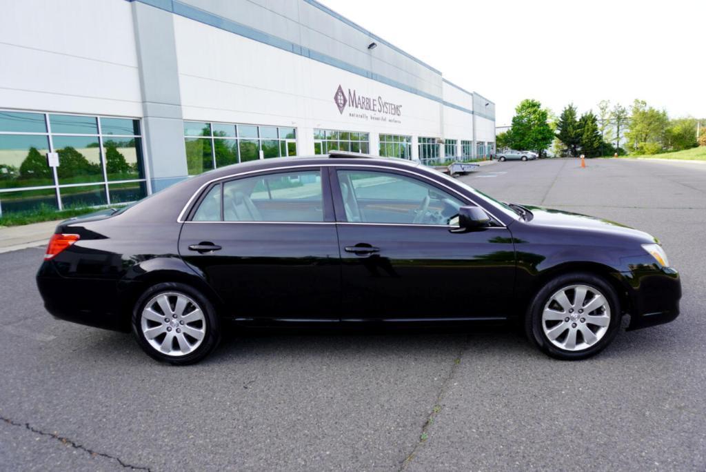 used 2007 Toyota Avalon car, priced at $8,995