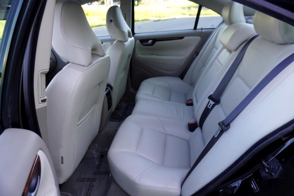 used 2009 Volvo S60 car, priced at $5,995