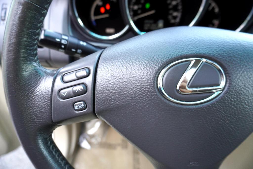 used 2006 Lexus RX 400h car, priced at $3,995