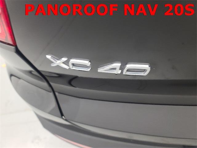 used 2019 Volvo XC40 car, priced at $18,388