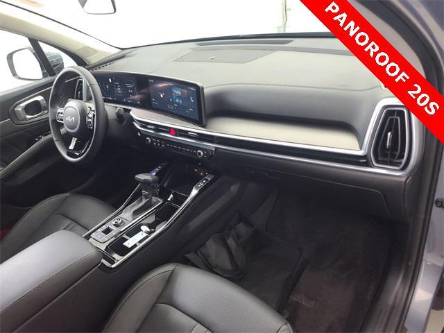 used 2024 Kia Sorento car, priced at $34,588