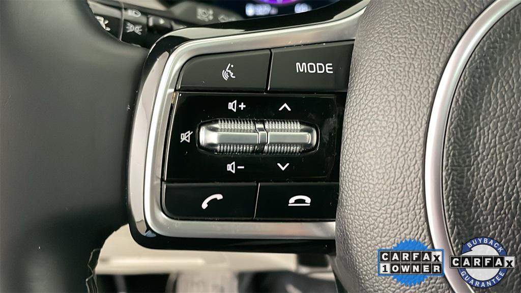used 2023 Kia Sorento car, priced at $32,888