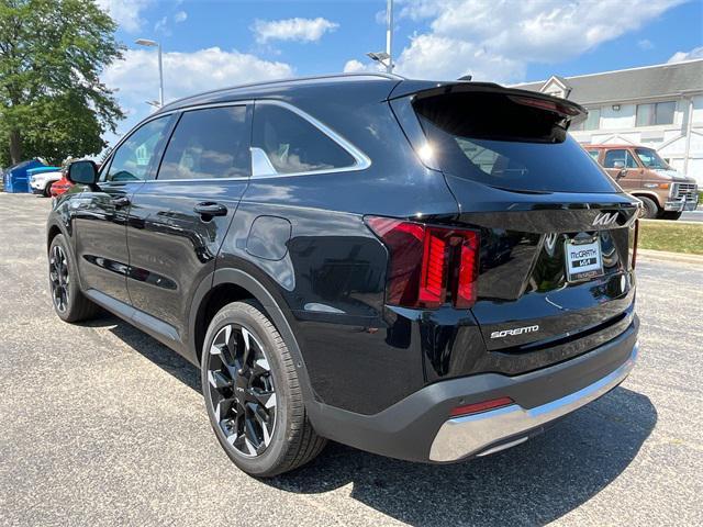 used 2025 Kia Sorento car, priced at $35,688