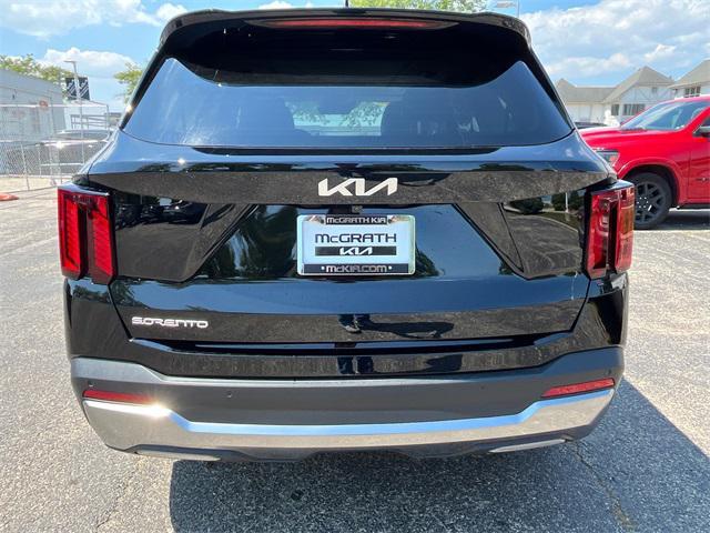 used 2025 Kia Sorento car, priced at $35,688