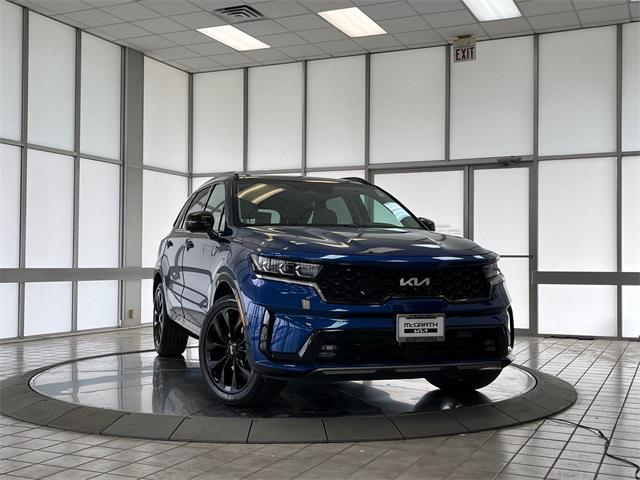 used 2022 Kia Sorento car, priced at $28,600