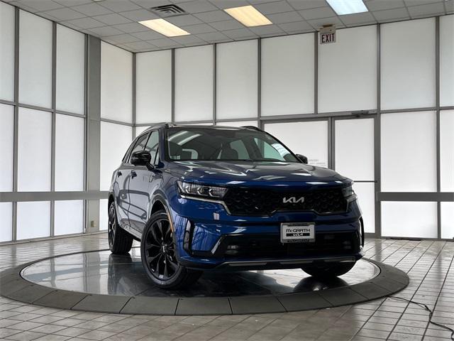 used 2022 Kia Sorento car, priced at $28,600