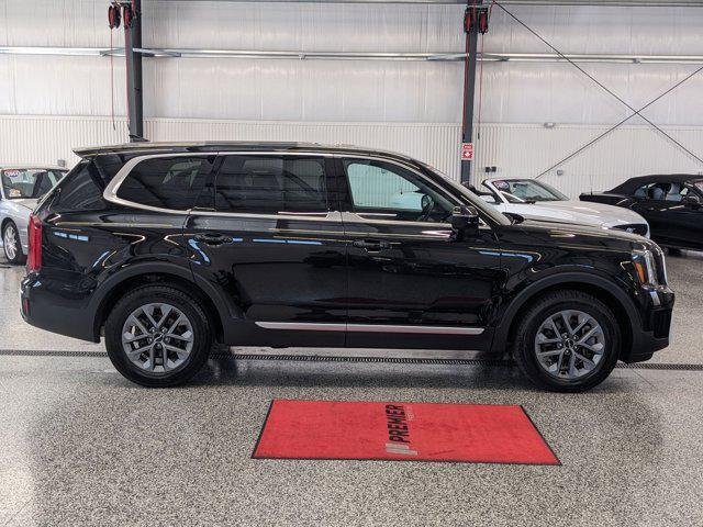 used 2024 Kia Telluride car, priced at $37,056