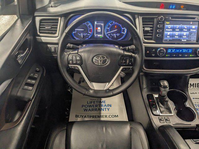 used 2019 Toyota Highlander car, priced at $24,900