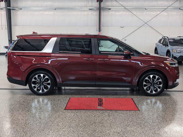used 2024 Kia Carnival car, priced at $37,260