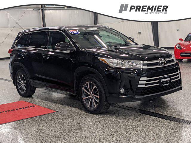 used 2017 Toyota Highlander car, priced at $22,993