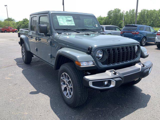 new 2024 Jeep Gladiator car, priced at $41,970