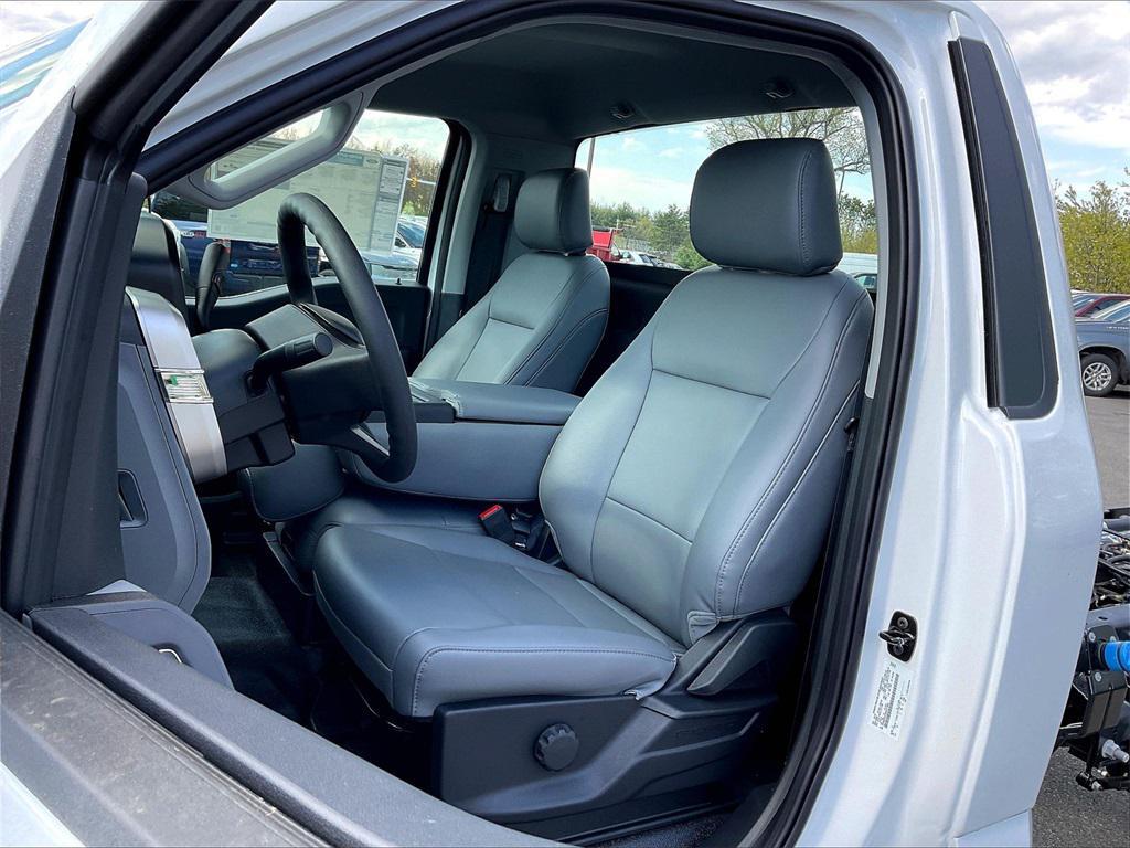 new 2024 Ford F-350 car, priced at $55,888