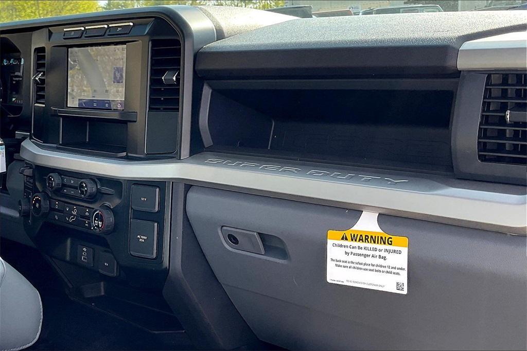 new 2024 Ford F-350 car, priced at $62,020