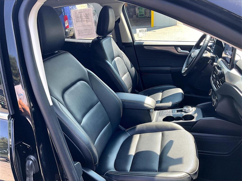 used 2022 Ford Escape car, priced at $24,923