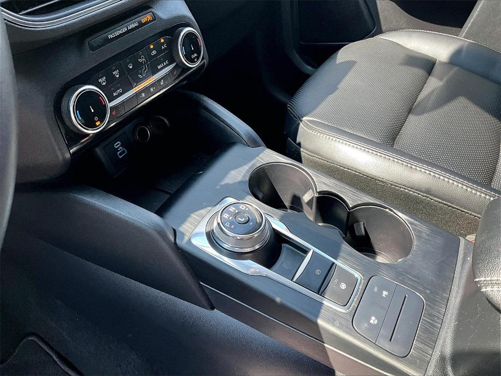 used 2022 Ford Escape car, priced at $24,923