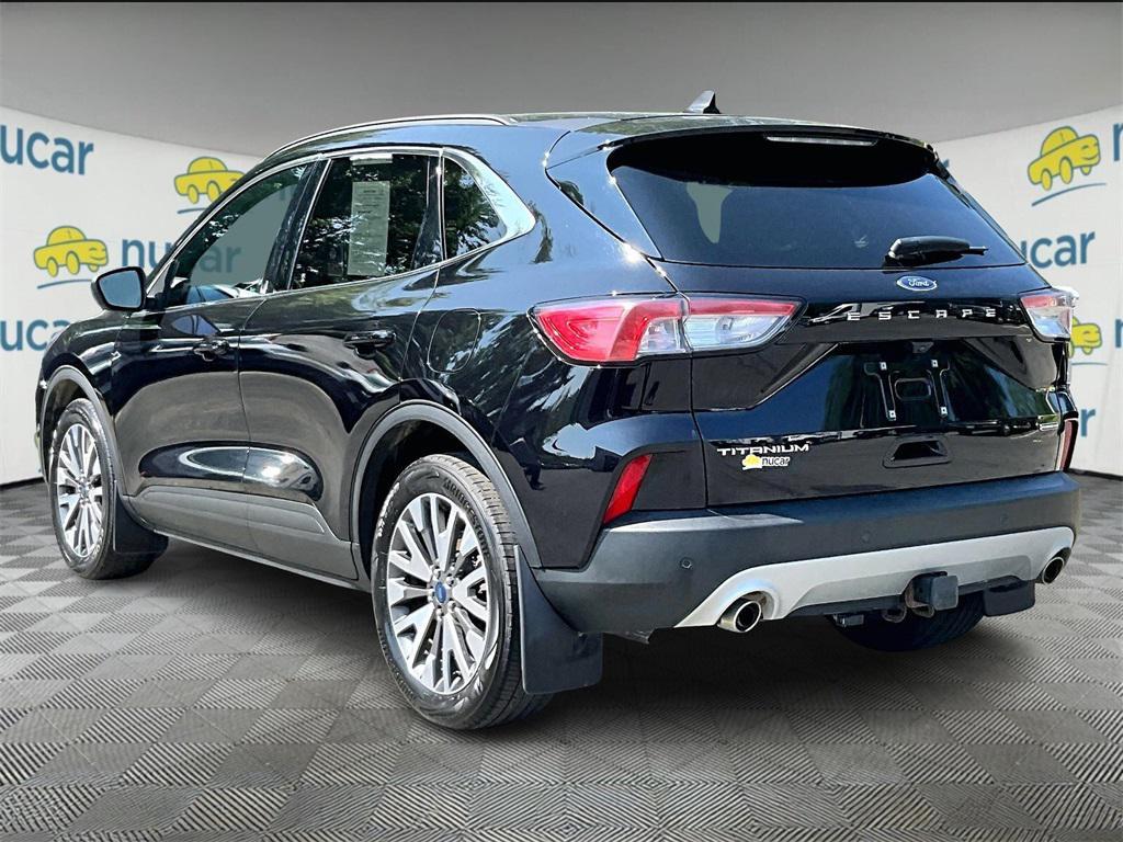 used 2022 Ford Escape car, priced at $24,923