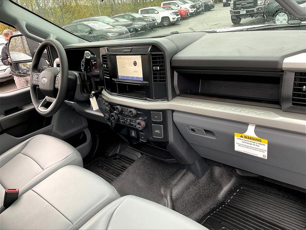 new 2025 Ford F-250 car, priced at $47,055