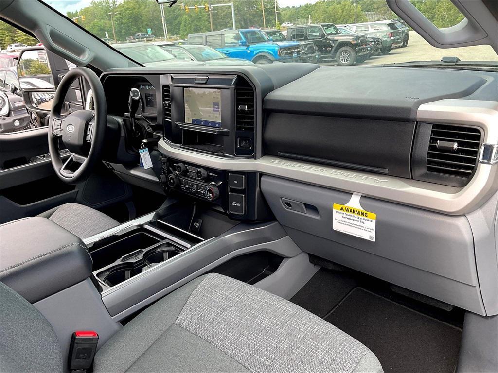 new 2025 Ford F-350 car, priced at $56,274