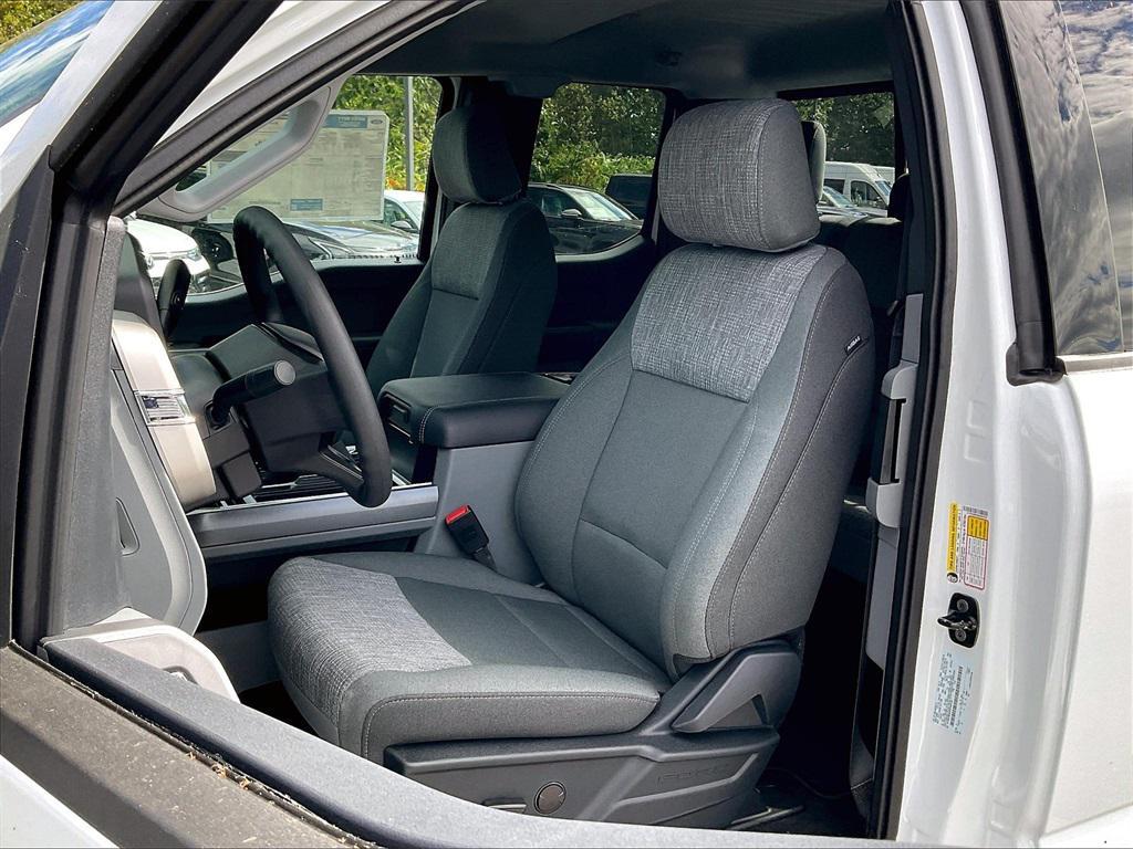 new 2025 Ford F-350 car, priced at $56,274