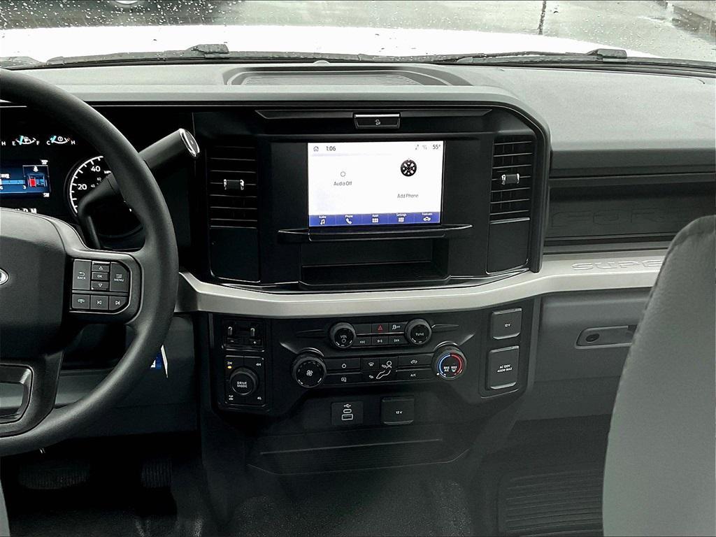 new 2025 Ford F-250 car, priced at $46,644
