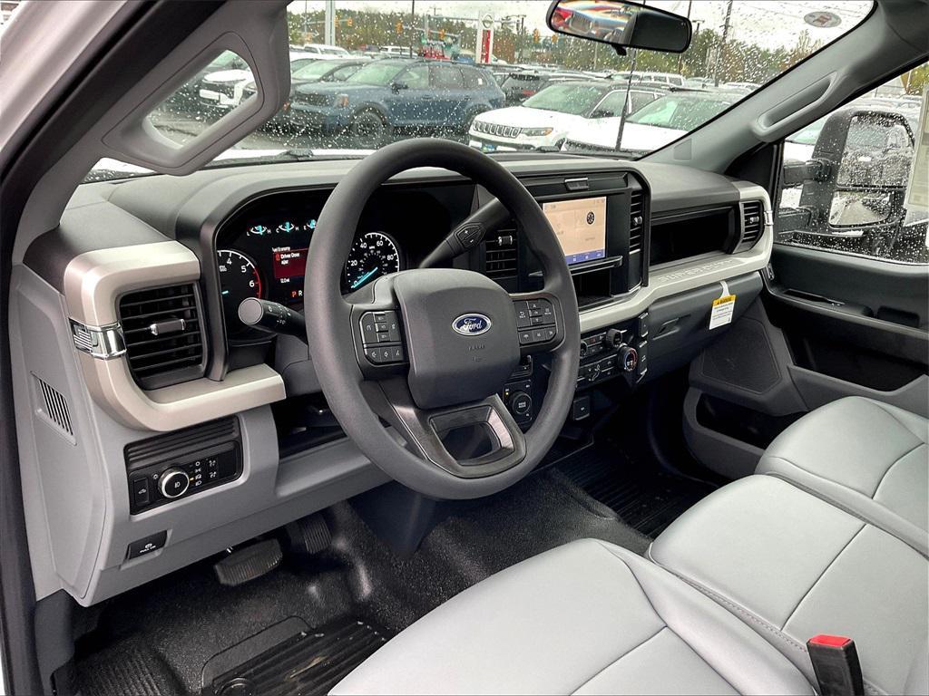 new 2025 Ford F-250 car, priced at $46,644