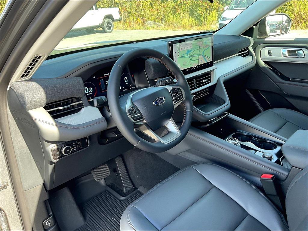new 2025 Ford Explorer car, priced at $46,535