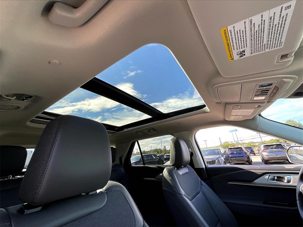 new 2025 Ford Explorer car, priced at $46,535