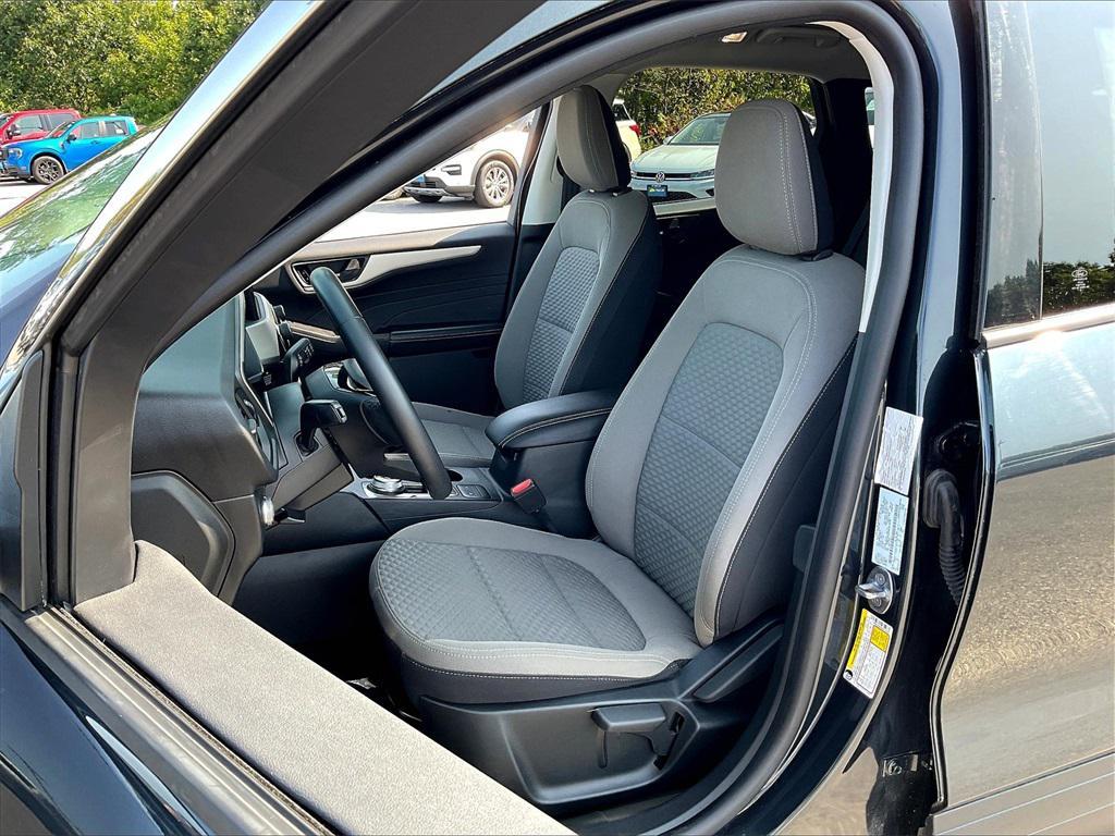 used 2022 Ford Escape car, priced at $23,327