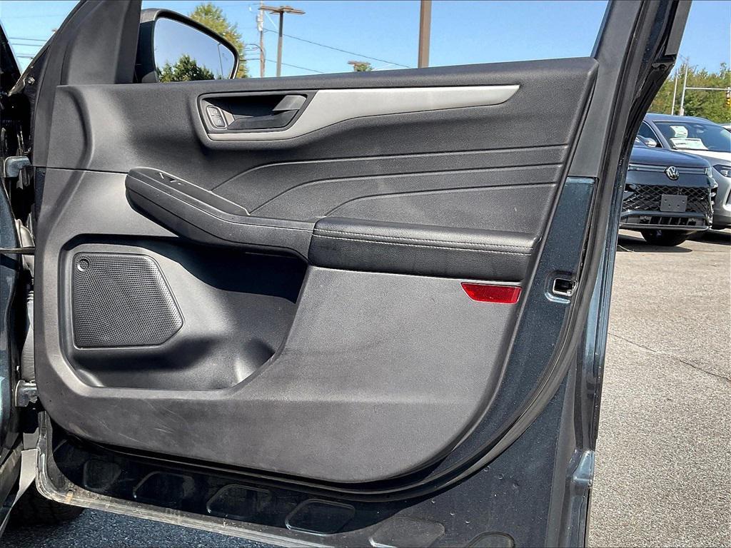 used 2022 Ford Escape car, priced at $23,327