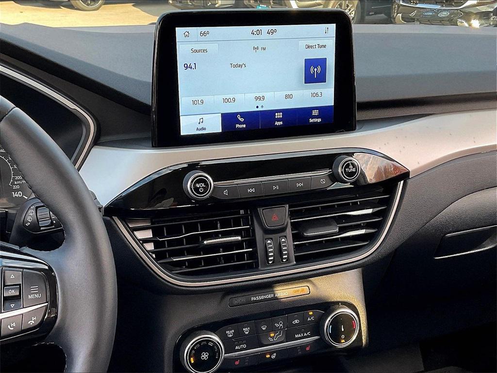 used 2022 Ford Escape car, priced at $22,548