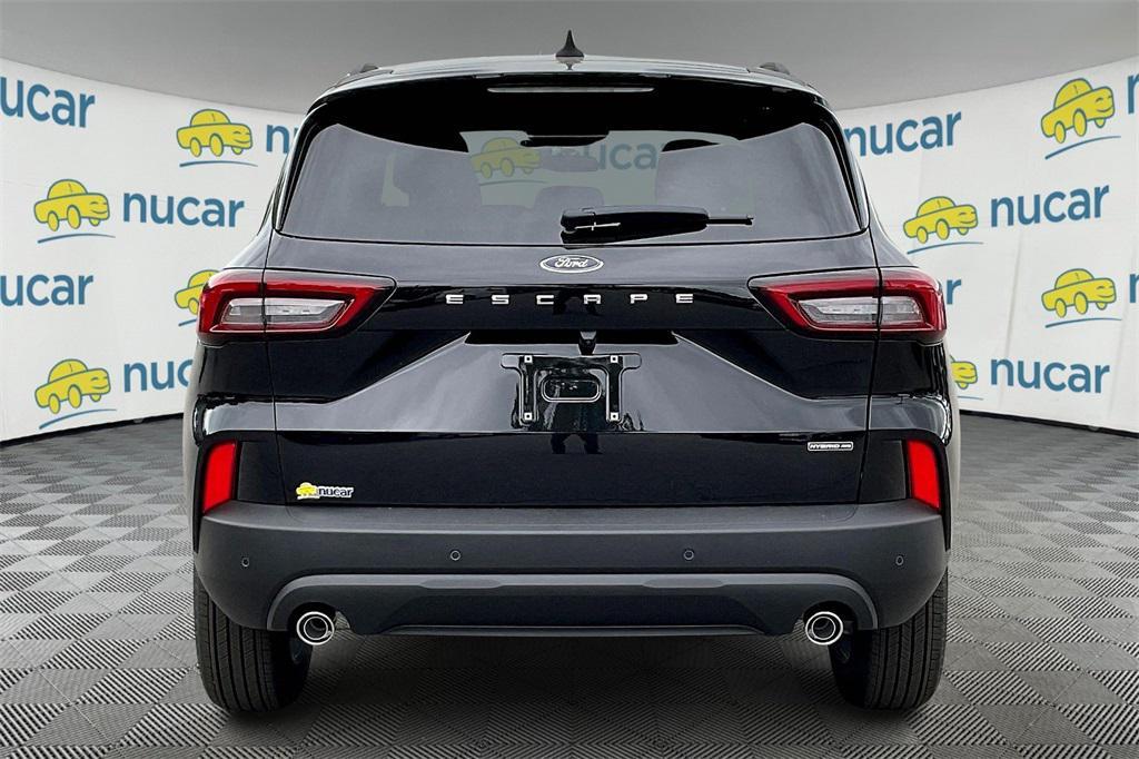 new 2025 Ford Escape car, priced at $30,402