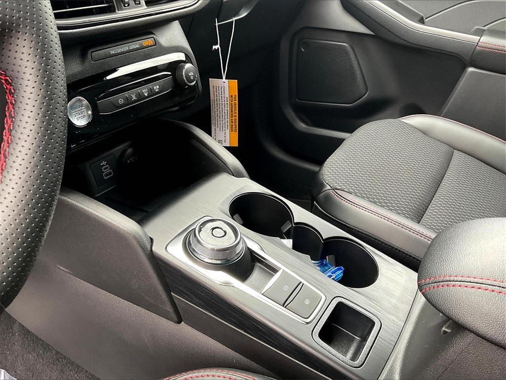 new 2025 Ford Escape car, priced at $30,402