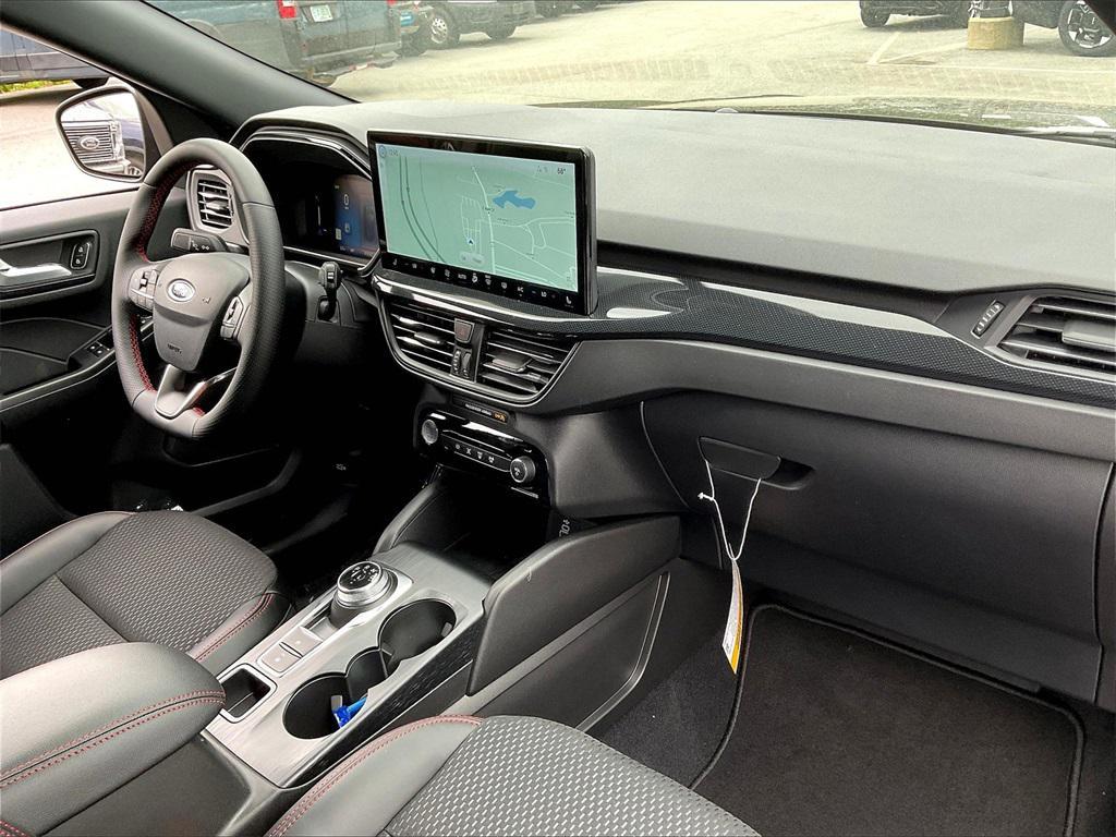 new 2025 Ford Escape car, priced at $30,402